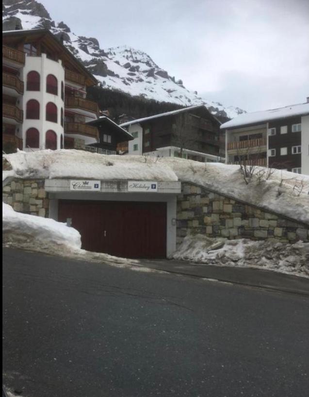 Holiday 88 Leukerbad Exteriör bild